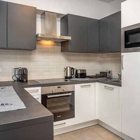 Grace Pine Apartment 3 Budapest Bagian luar foto