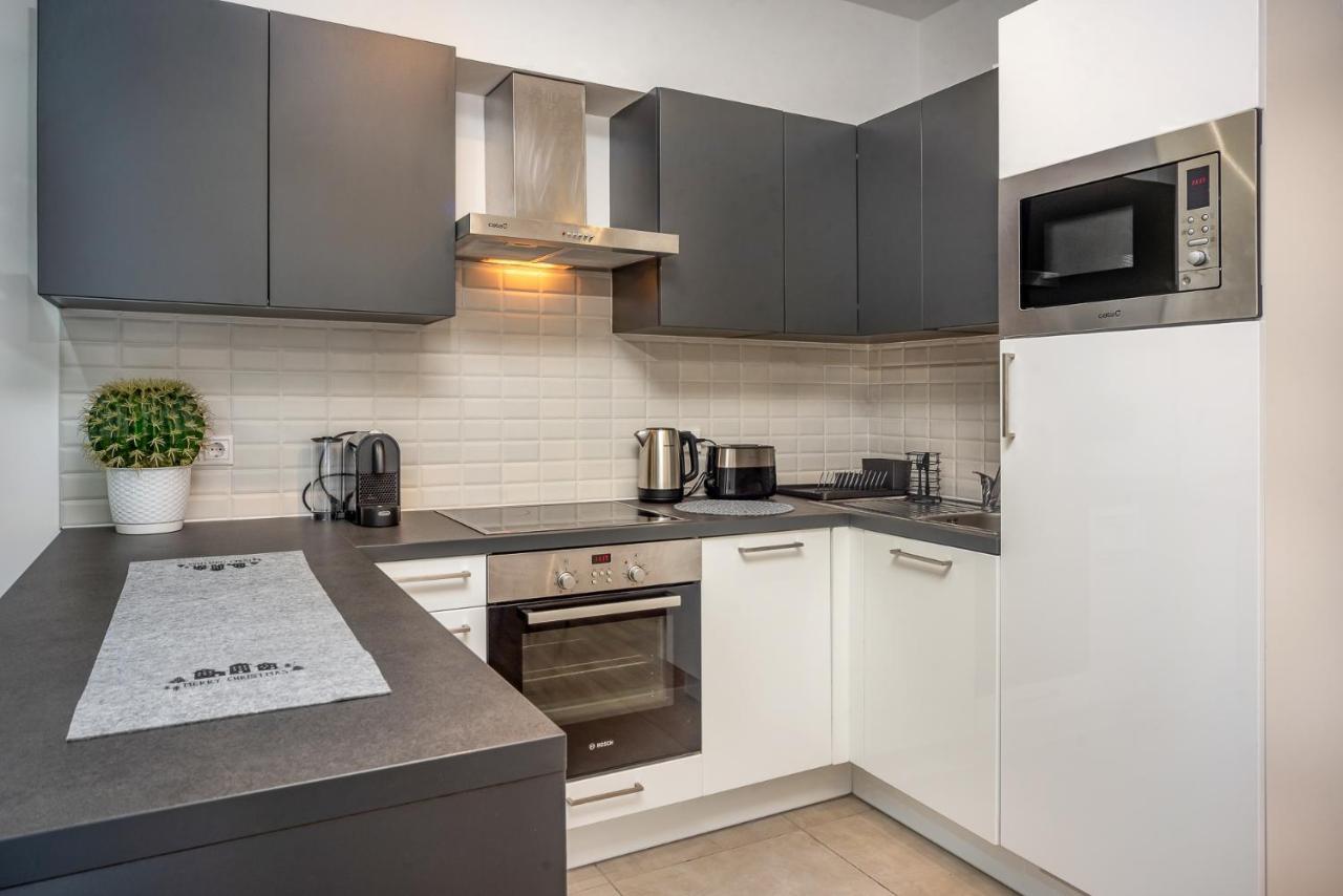 Grace Pine Apartment 3 Budapest Bagian luar foto