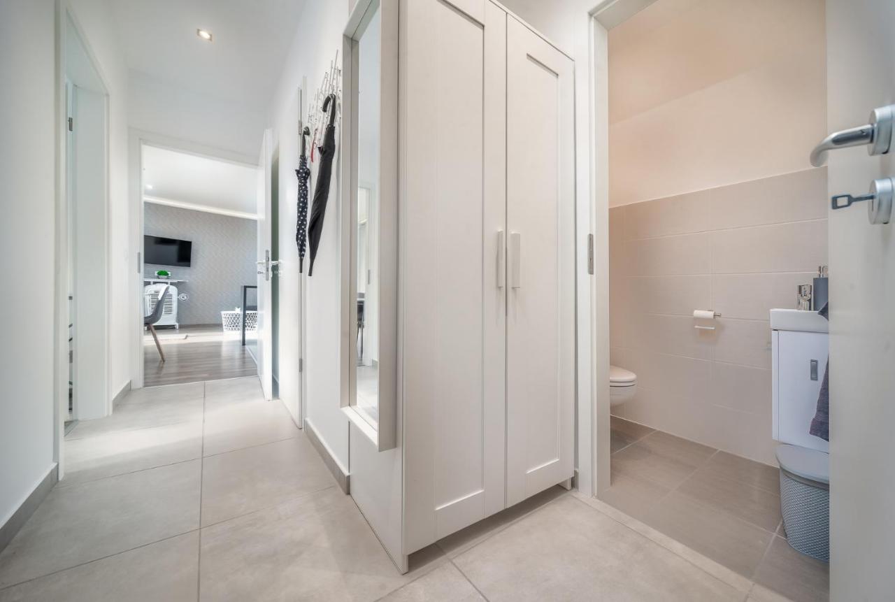 Grace Pine Apartment 3 Budapest Bagian luar foto