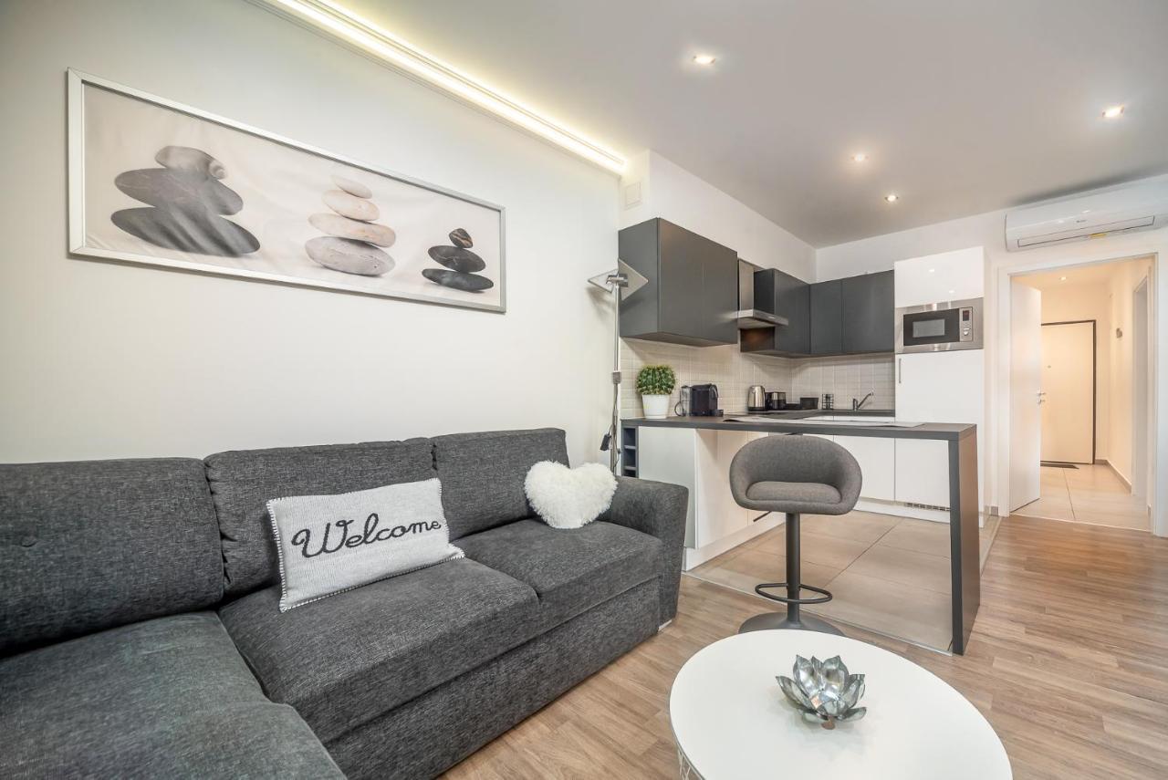 Grace Pine Apartment 3 Budapest Bagian luar foto